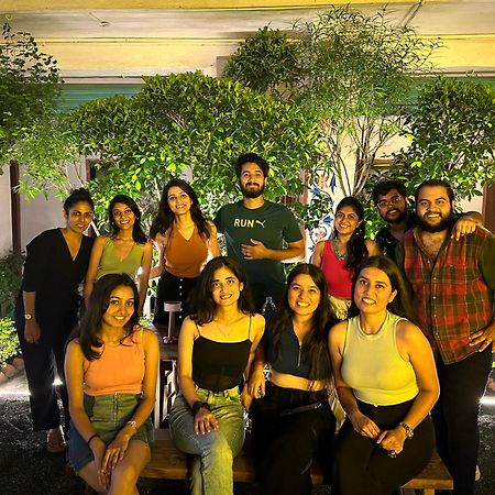 Unplanned Hostel Udaipur Bagian luar foto
