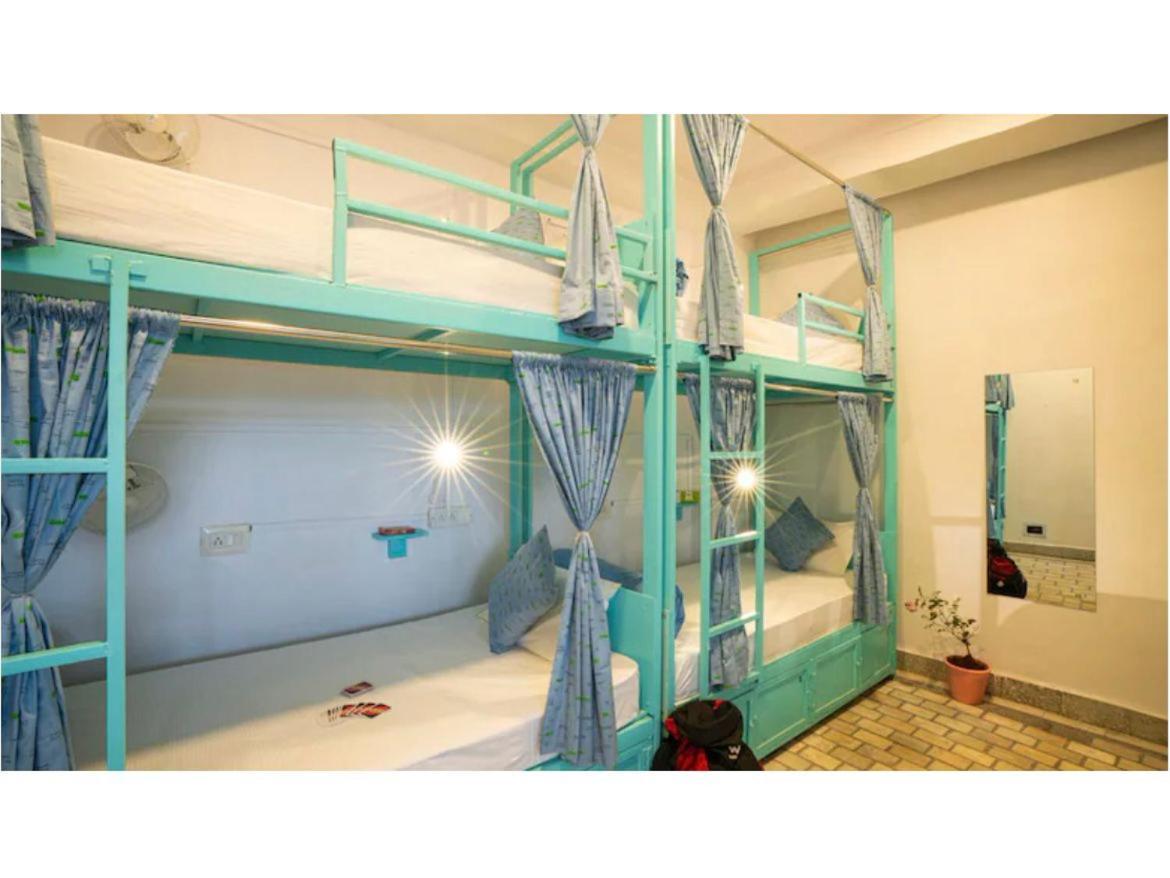 Unplanned Hostel Udaipur Bagian luar foto