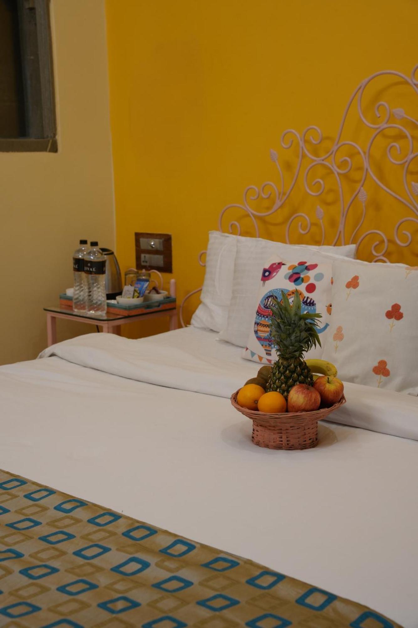 Unplanned Hostel Udaipur Bagian luar foto