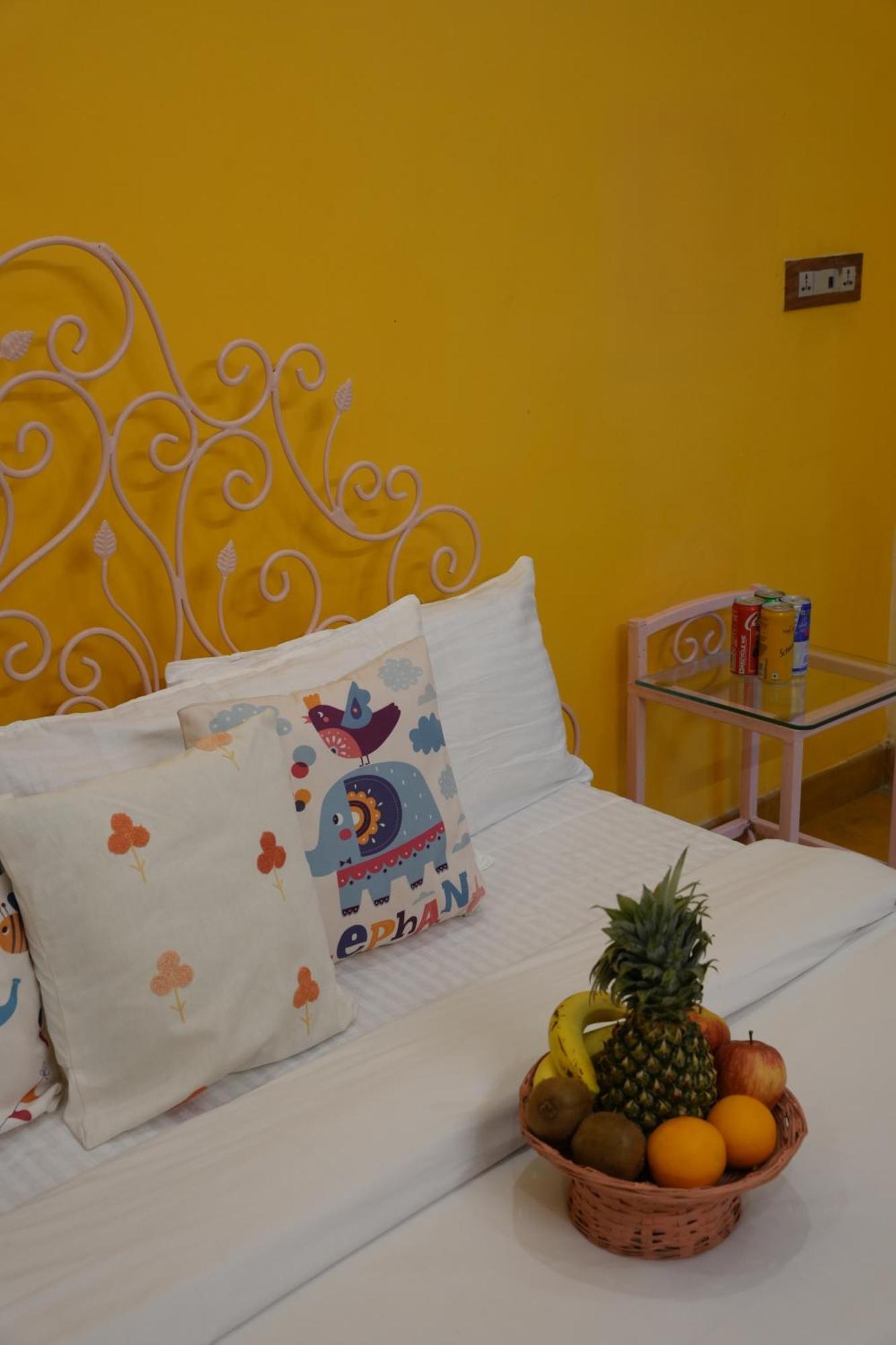 Unplanned Hostel Udaipur Bagian luar foto